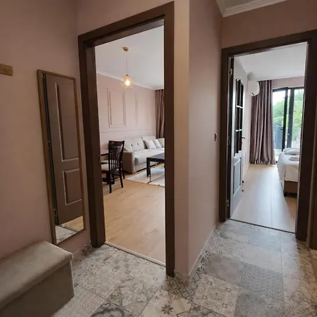 Апартаменты Diamond Casa 1 With Paid Private Parking